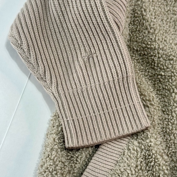 Varley Cream Teddy Sweater/Jacket - Picture 2 of 9